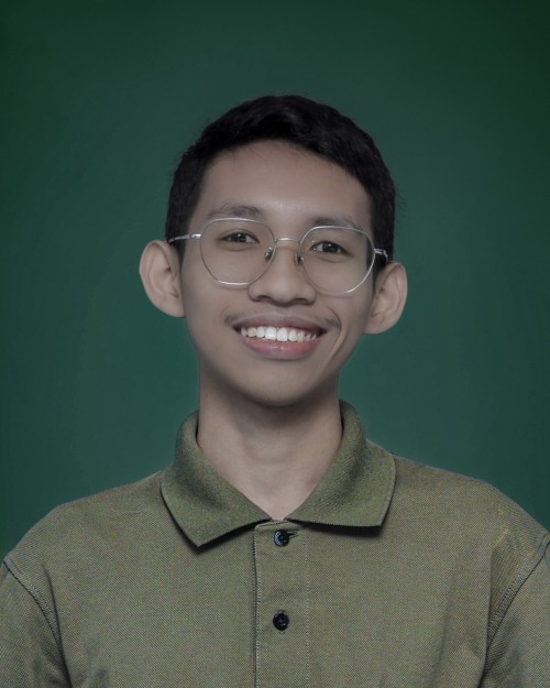 Francis-Chua---Headshot.jpg