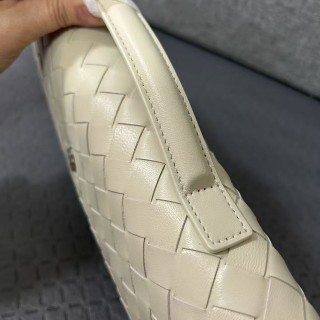 e43b9d8f2e4eafe98b8062e2ee26a2de