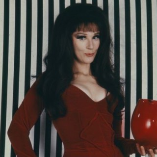 Fenella-Fielding