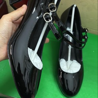 f0f66128-8353-42b3-8de6-f61af74cf975