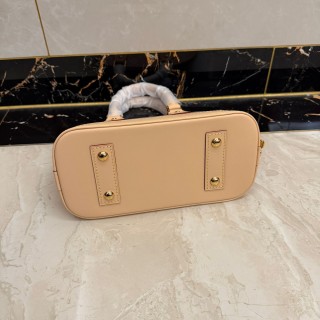 1c250a73-b6c9-42f1-a78c-79579175b806