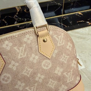 53eba994-a465-477b-89cb-6e4103fa93bc