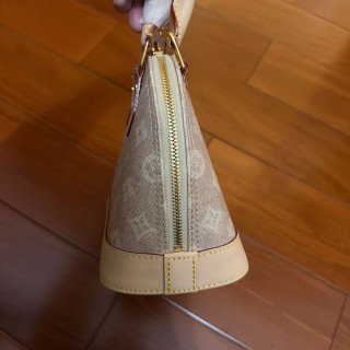 772d7ff4-8422-4f5d-99cf-4bfce2f6eabe