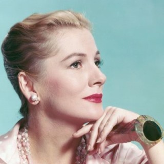 Joan-Fontaine