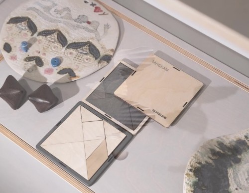 EDM-GIF_Gift-Guide_Rev3.mp4