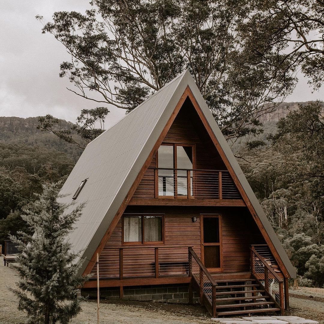 A-Frame em Kangaroo Valley: Cabana de Design Imersa na Natureza