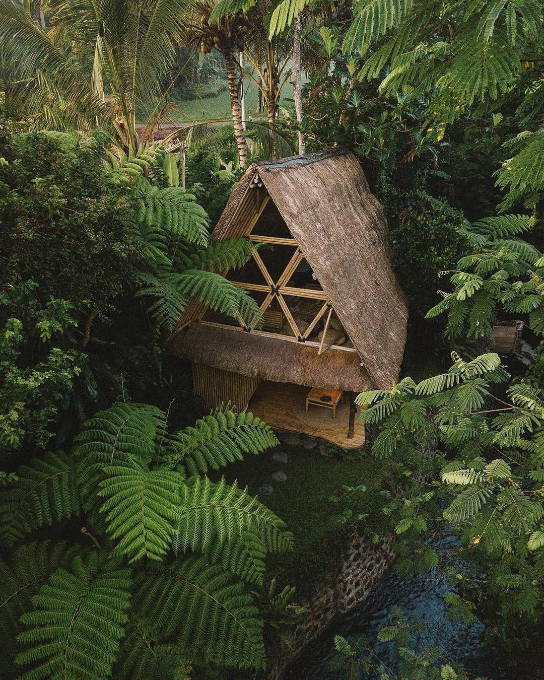 Hideout Bali: Cabana de Bambu na Natureza em Experiência Única na Ilha