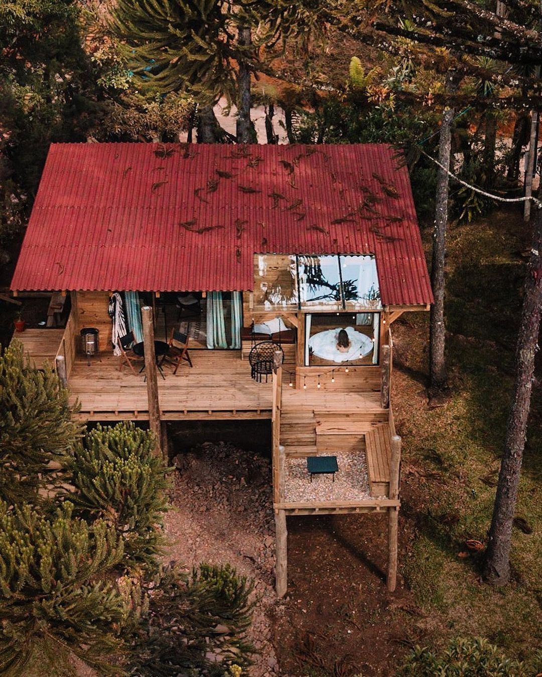 Vila dos Cedros: Cabana Charmosa em Meio à Natureza para Escapada