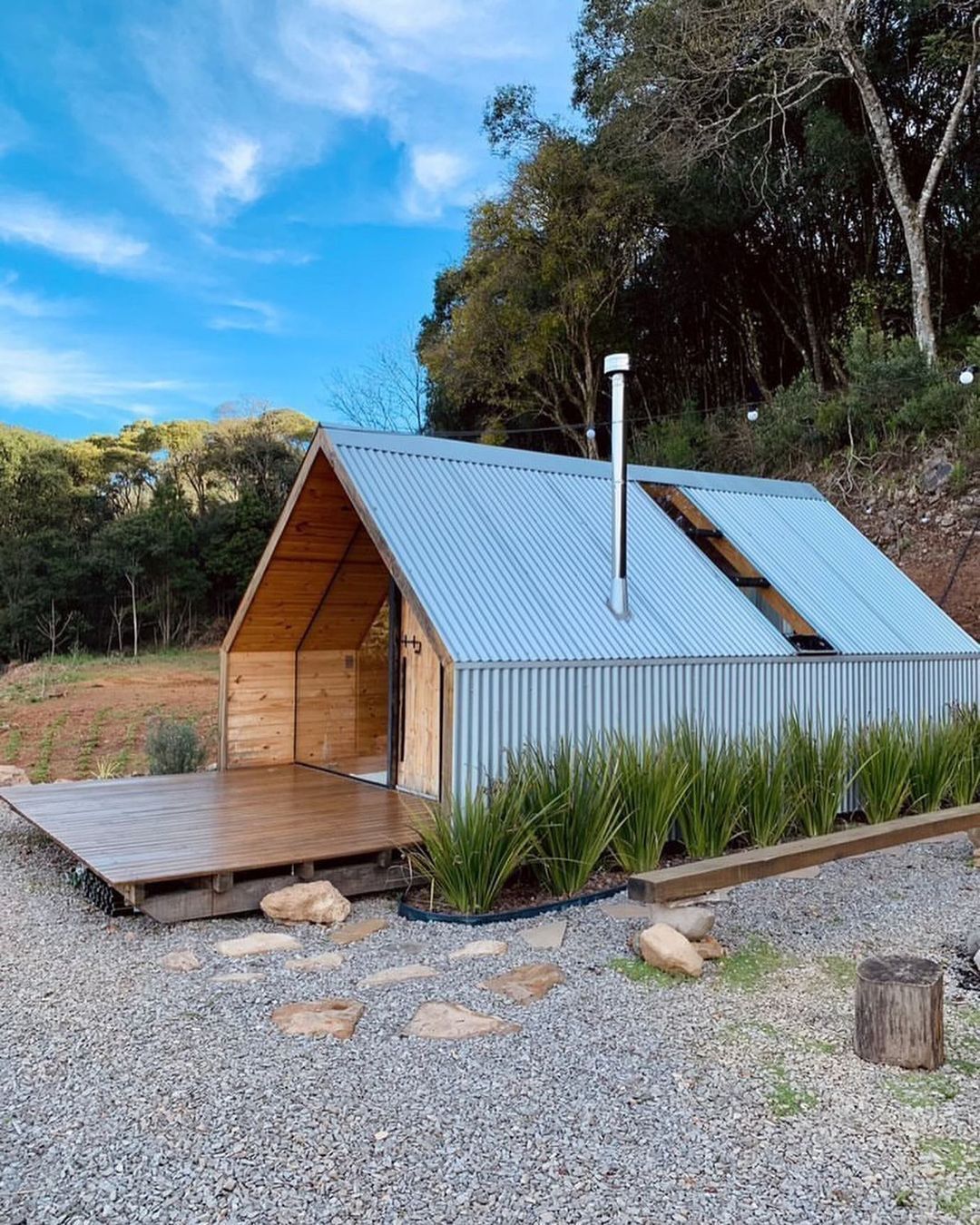 Cabana Solena: Refúgio Romântico em Meio à Natureza na Serra Catarinense