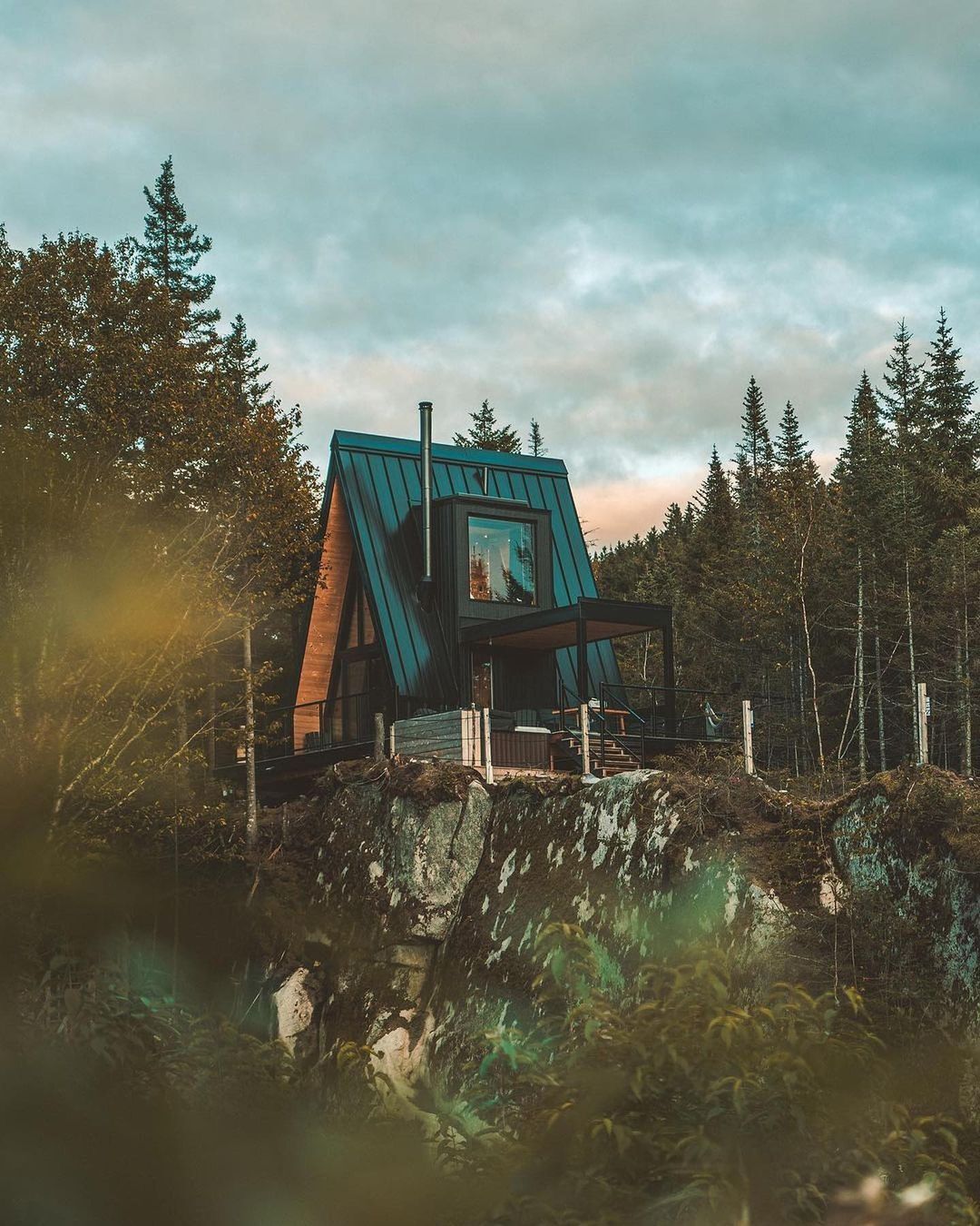 Montagne Le Maelstrom: Cabana de Luxo e Design nas Montanhas de Quebec