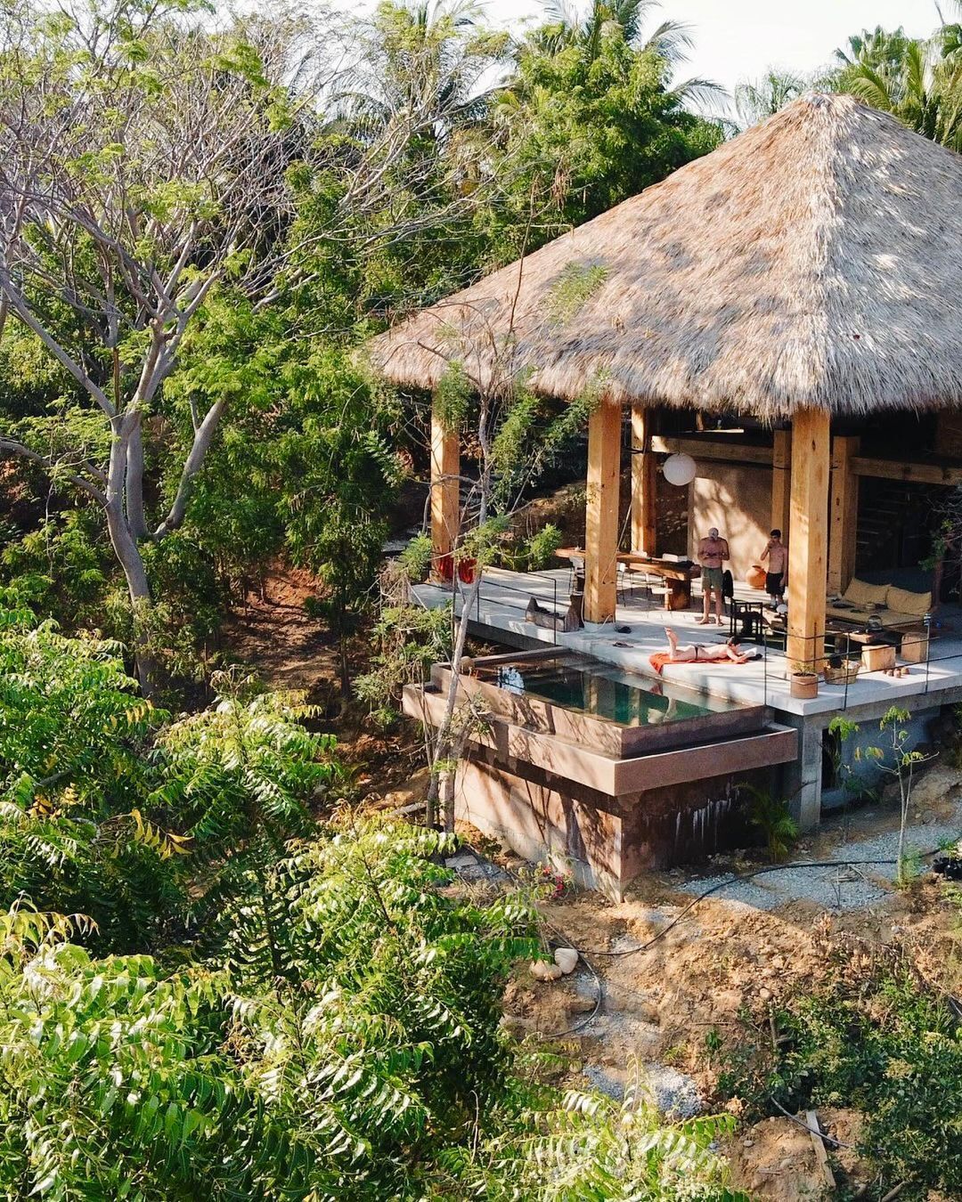 Casa Teo Oax: Refúgio de Arquitetura Tropical em Puerto Escondido